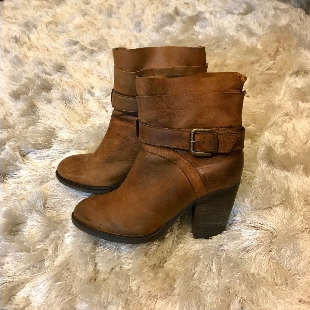 STEVEN by Steve Madden Riskey Ankle Boots- Cognac